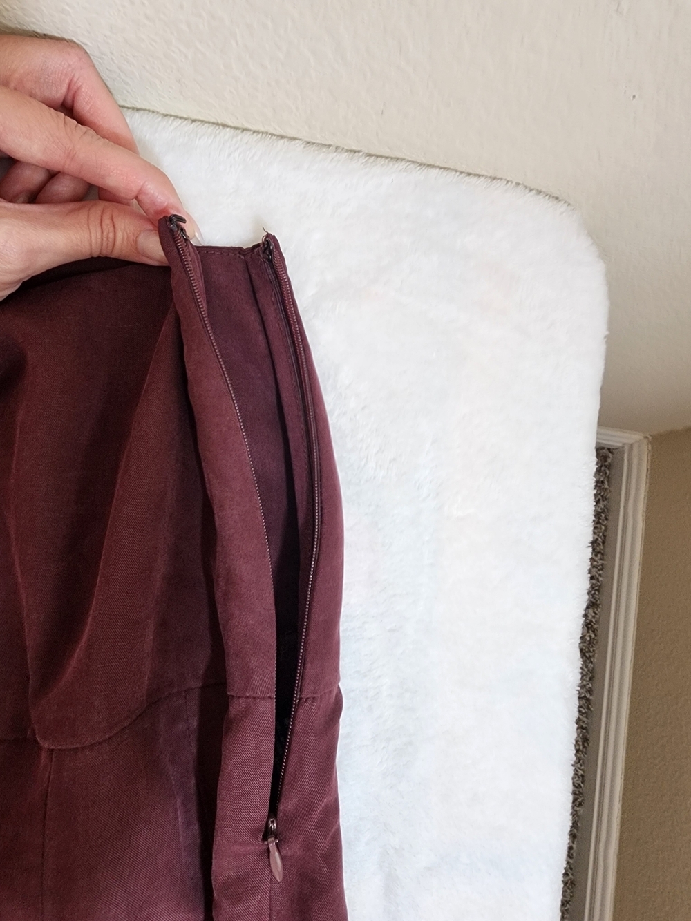 NWT Lulus Vessa Burgundy High Rise Pleated Maxi Skirt Slit Size M - Picture 11 of 14